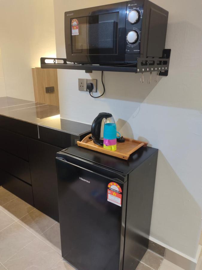 Alish Studio Apartment With Pool, Netflix, Wifi Gua Musang Exterior photo